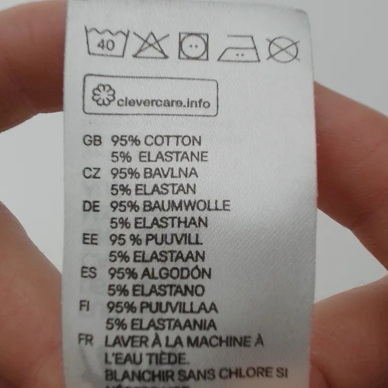 H&M Glaudinukė 68 cm close up preview