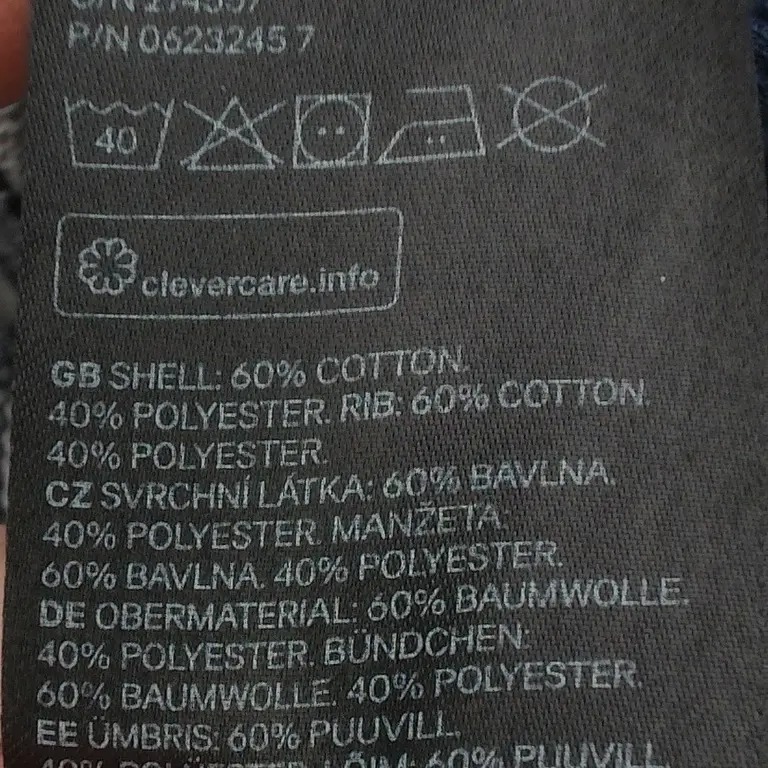 H&M Shortsit 98 cm close up preview