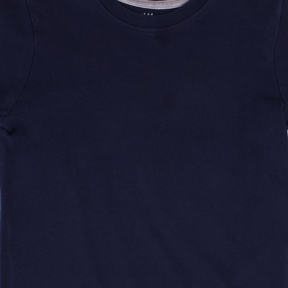 H&M T-paita 110 - 116 cm close up