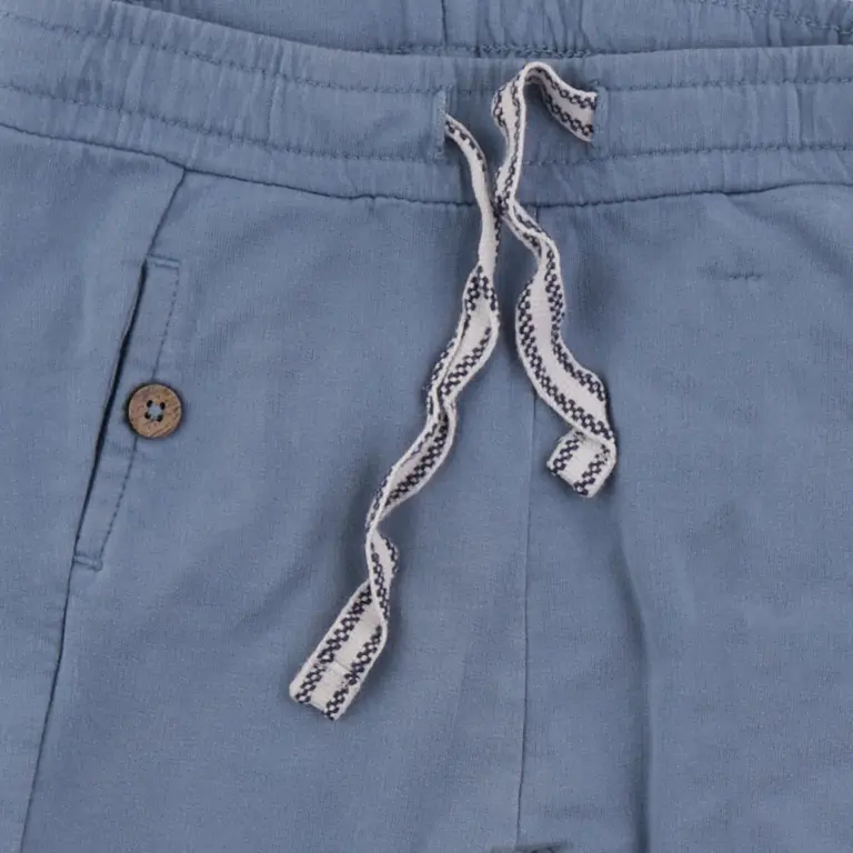 Newbie Housut 62 cm close up preview