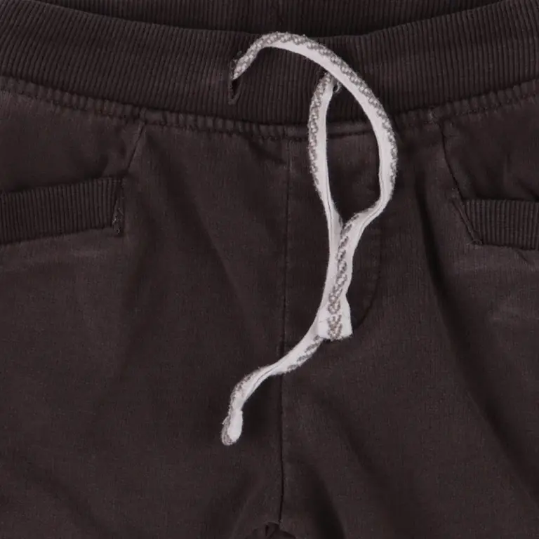 Newbie Housut 56 cm close up preview