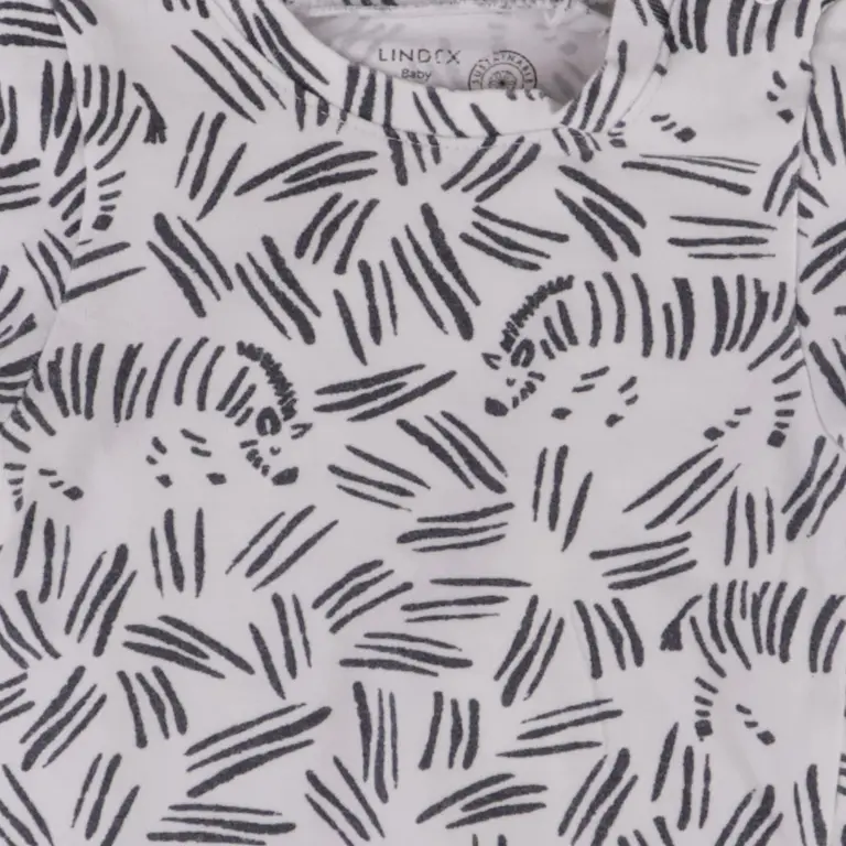 Lindex Body 62 cm close up preview