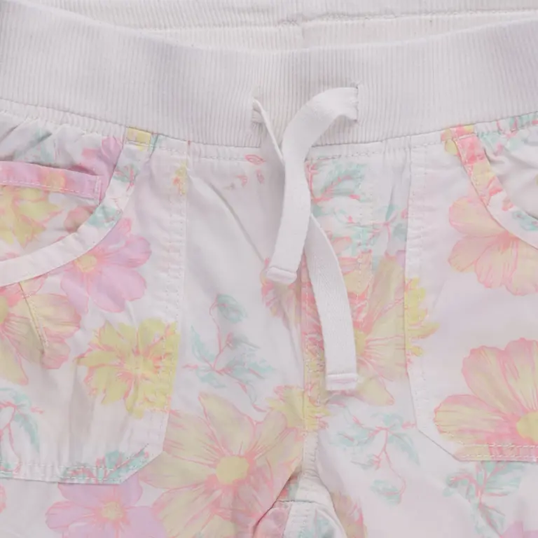 H&M Housut 128 cm close up preview