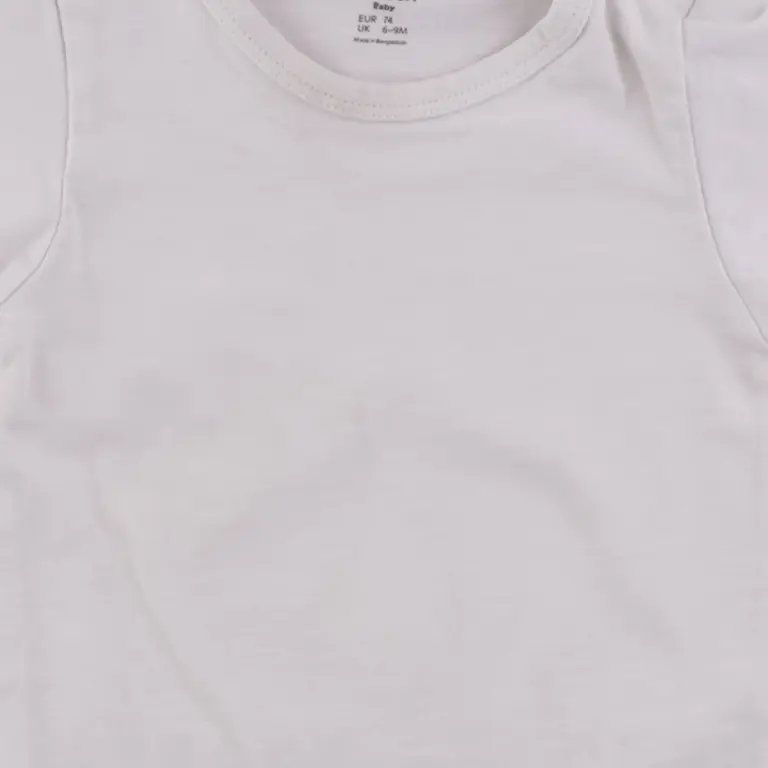 Lindex Body 74 cm close up preview