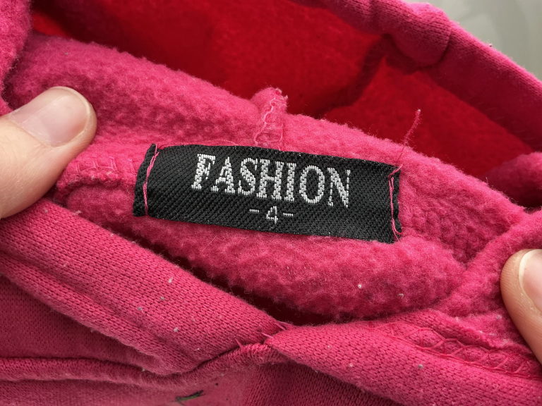 Basic-Fashion Kapuutsiga pusa 104 cm extra 2