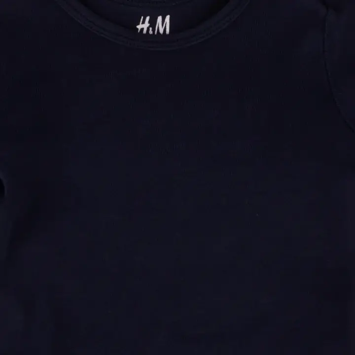 H&M Body 68 cm close up preview