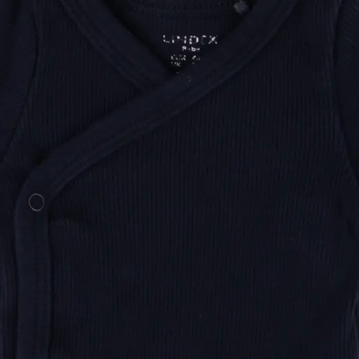 Lindex Body 44 cm close up preview