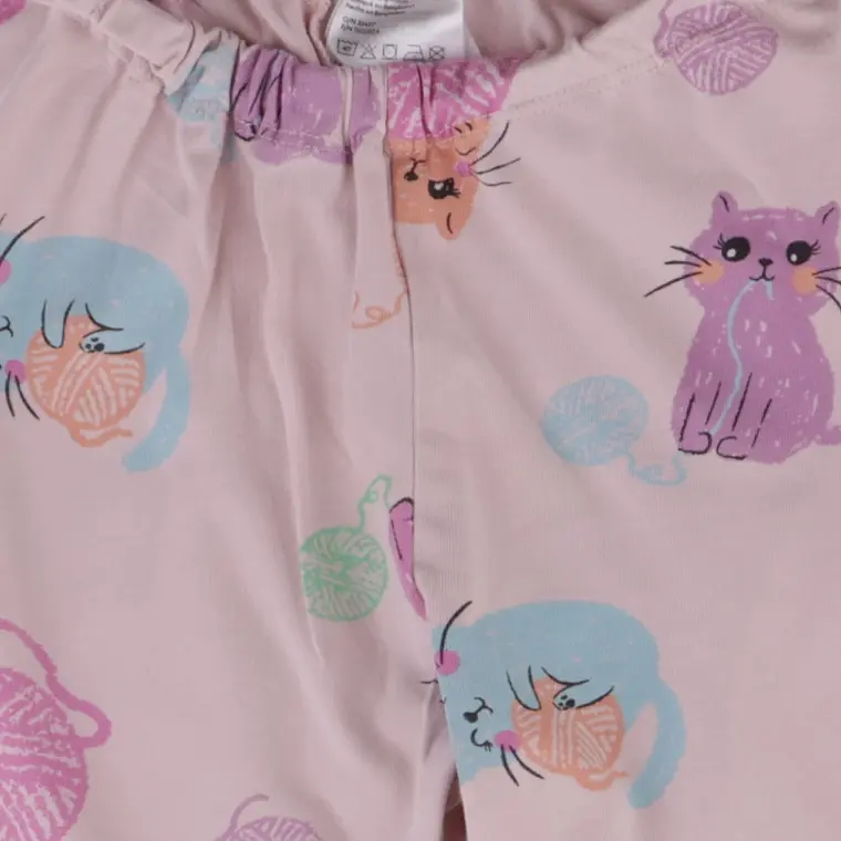 H&M Pyjama 98 cm close up preview