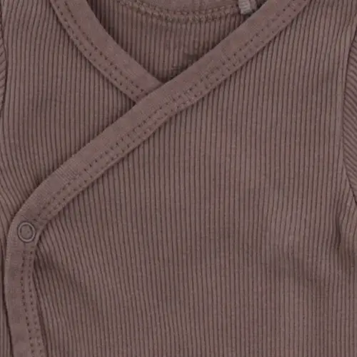 Lindex Body 44 cm close up preview