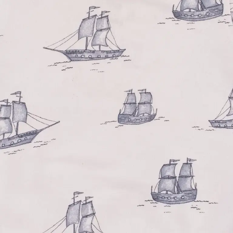 Lindex Collegepaita 68 cm close up preview