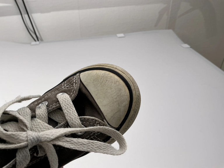 Converse Batai EU 23 defect 1