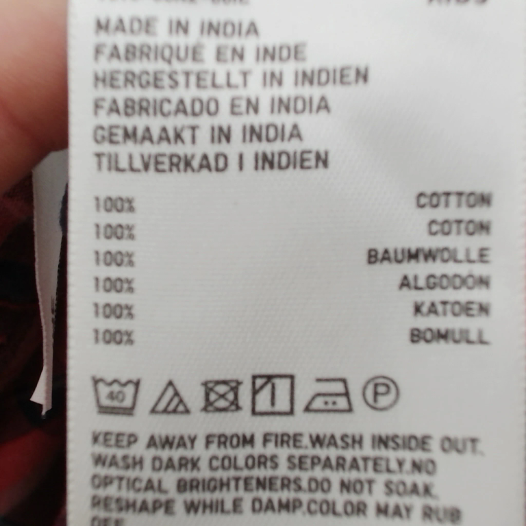 Uniqlo Särk 122 - 128 cm extra 1