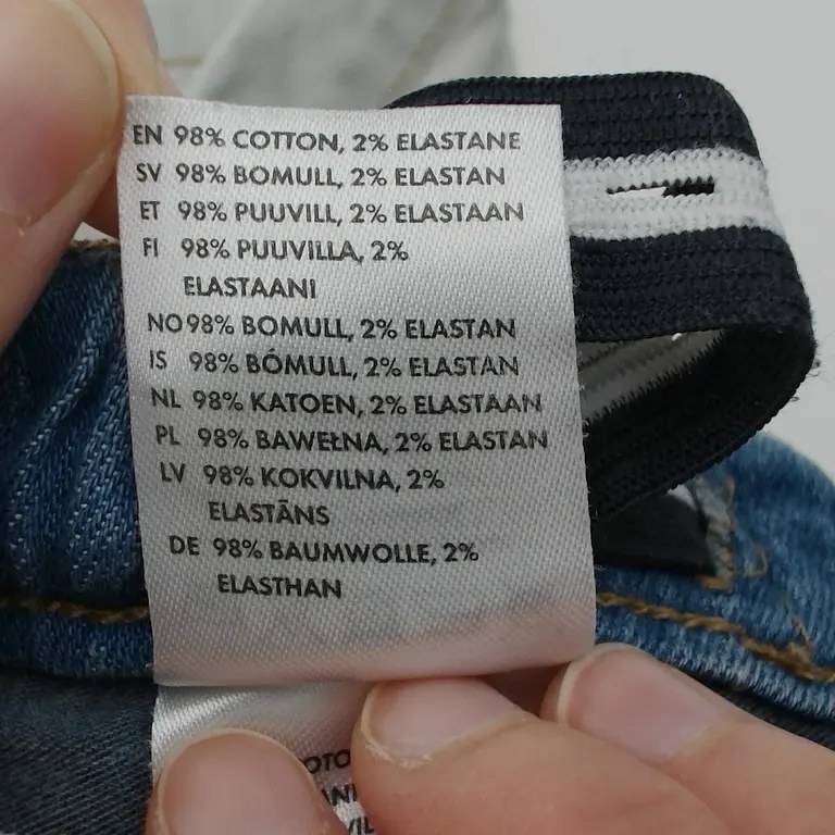 Polarn O. Pyret Šortai 128 cm close up preview