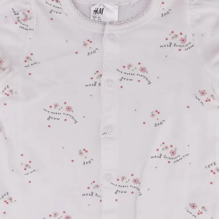 H&M Pyjama 80 cm close up preview