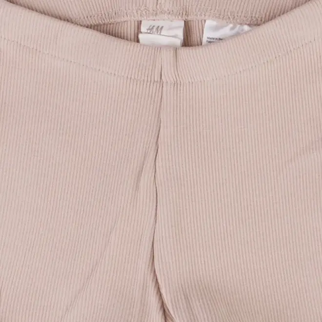 H&M Shorts 74 cm close up preview