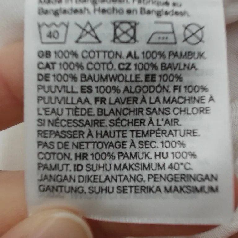 H&M Glaudinukė 68 cm close up preview