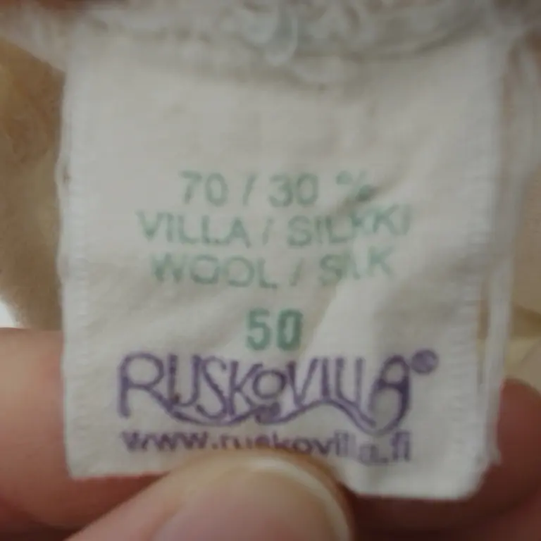 RuskoVilla Terminiai drabužiai 50 cm close up preview