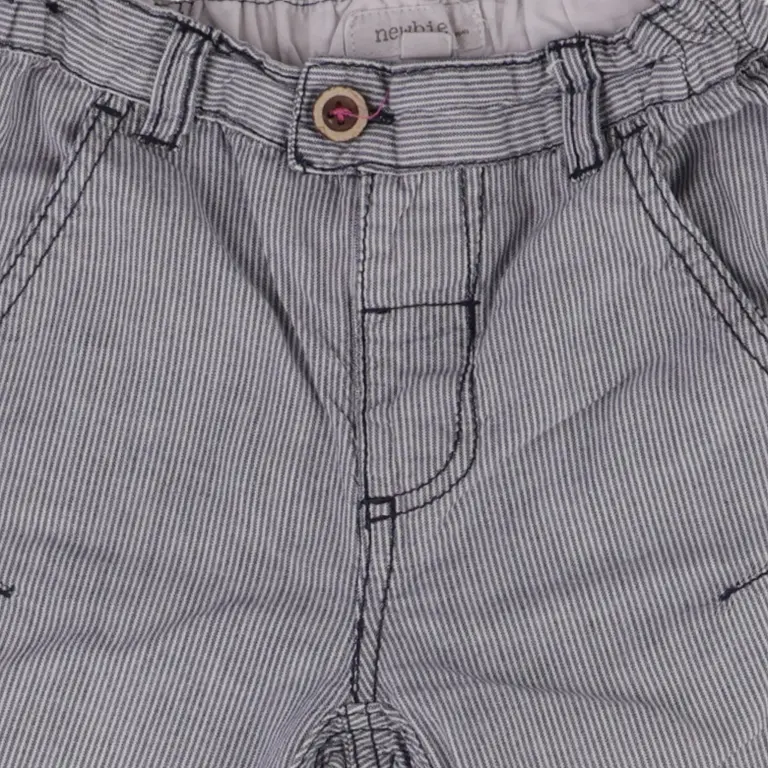 Newbie Housut 86 cm close up preview