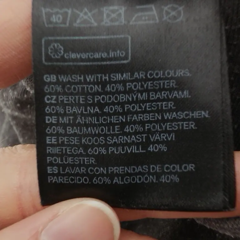 H&M Glaudinukė 74 cm close up preview